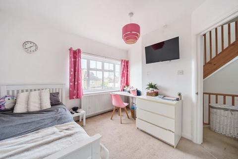 22 The Glade, Coulsdon, CR5 1SL