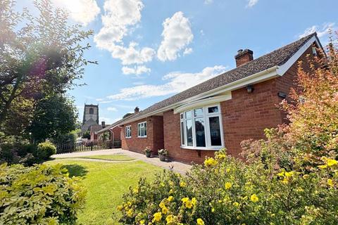 3 bedroom detached bungalow for sale, Croft Road, Upton Snodsbury