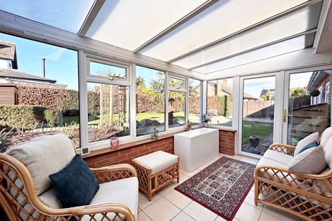 3 bedroom detached bungalow for sale, Croft Road, Upton Snodsbury