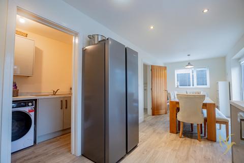 124a Columbia Drive, Worcester, WR2 4XU