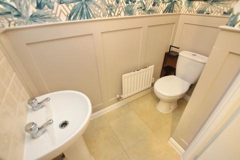 4 Brampton Field, Ditton, Aylesford, ME20 6ED
