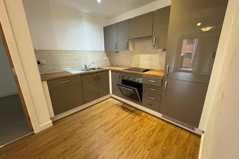 2 bedroom apartment to rent - Stretford Road, Hulme, Manchester, Lancashire, M15 5GF