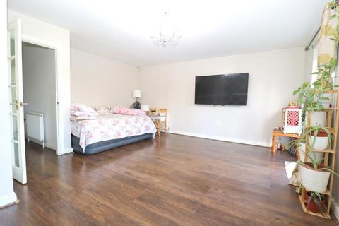 3 bedroom detached house for sale, Ely Way, Leagrave, Luton, Bedfordshire, LU4 9QN