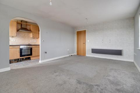 2 bedroom flat for sale, Moorcroft, Ossett, West Yorkshire, WF5