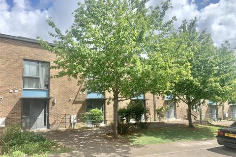 2 bedroom terraced house for sale - Caulfield Gardens, Pinner, Middlesex