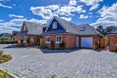 4 bedroom detached house for sale, Forest Close, Highcliffe, Christchurch, Dorset, BH23