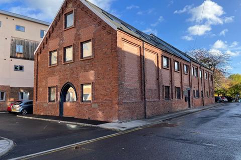 4 bedroom apartment to rent, Medburn House, Barker Street, Shieldfield, Newcastle upon Tyne