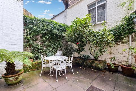 3 bedroom apartment to rent, Queens Gate Gardens, South Kensington, London, SW7