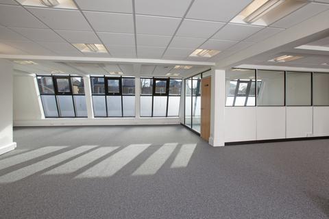 Office to rent - 4a The Aquarium, 101 Lower Anchor Street, Chelmsford, Essex, CM2