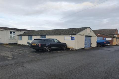 Industrial unit to rent, Unit 35E, Hartlebury Trading Estate, Hartlebury, Kidderminster, Worcestershire, DY10 4JB