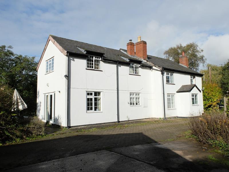 Hunters Bar, Hallwood Green, Dymock, Gloucestershire, GL18 5 bed