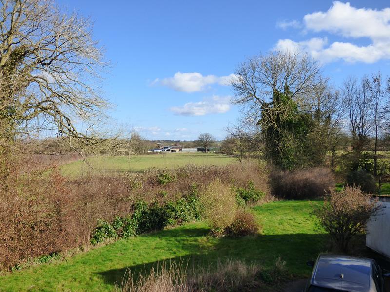 Hunters Bar, Hallwood Green, Dymock, Gloucestershire, GL18 5 bed