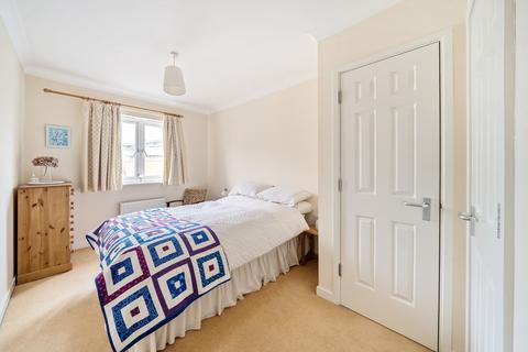 2 bedroom flat for sale - Keel, Bridge Wharf, Chertsey, KT16