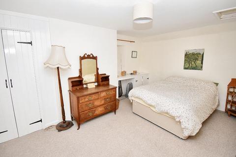 3 bedroom cottage for sale, Bridge Street, Hatherleigh, Okehampton