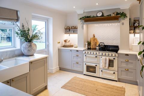 3 bedroom detached bungalow for sale, Vong Lane, King's Lynn PE32