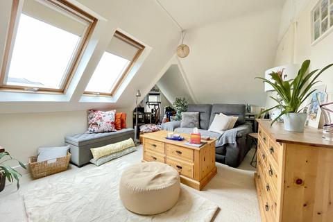 Flat 3, 2 Herbert Road, Bournemouth, BH4 8HD