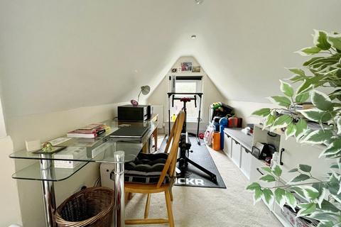 Flat 3, 2 Herbert Road, Bournemouth, BH4 8HD