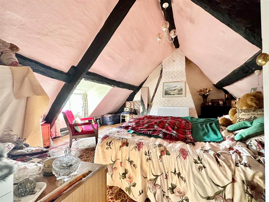 Bedroom1.jpg