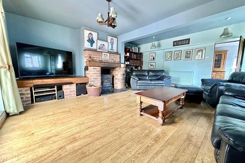 1, Tweenhills Cottage Gloucester Road, Hartpury, Gloucester, GL19 3BG