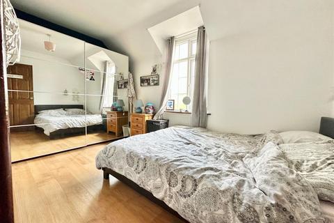 1, Tweenhills Cottage Gloucester Road, Hartpury, Gloucester, GL19 3BG