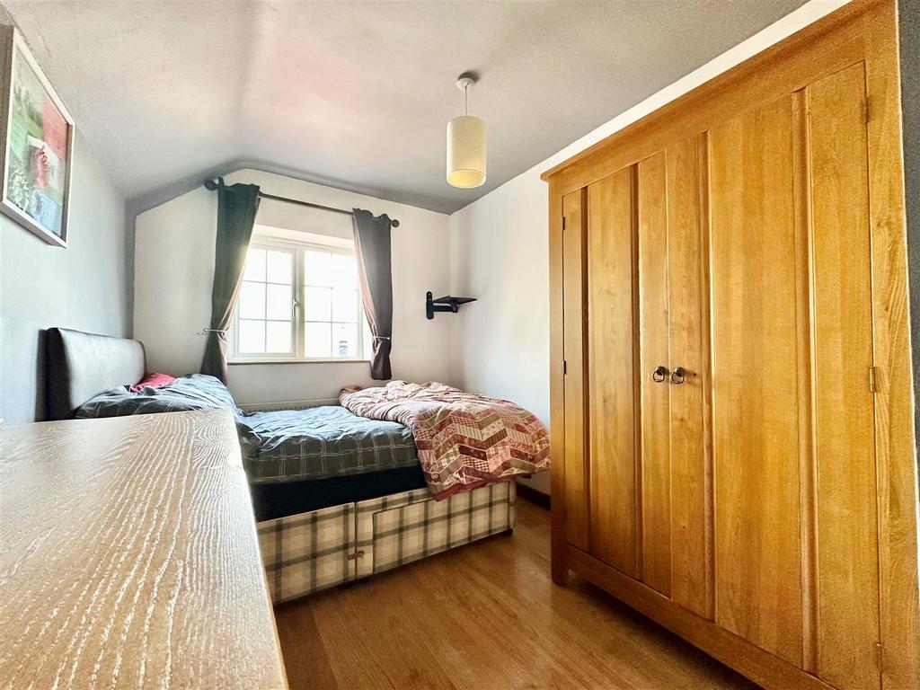 Bedroom3.jpg