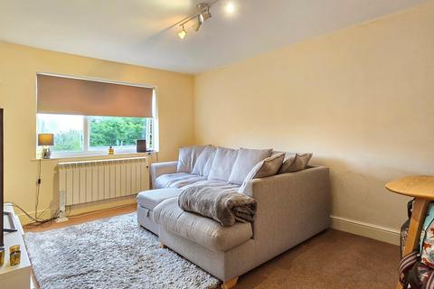 2 bedroom duplex for sale, Katherines Court, Ampthill, Bedfordshire, MK45