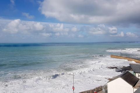 3 bedroom end of terrace house for sale, Cliff Road, Porthleven TR13