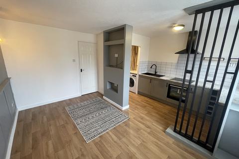 undefined, AMBLECOTE - Dove Drive