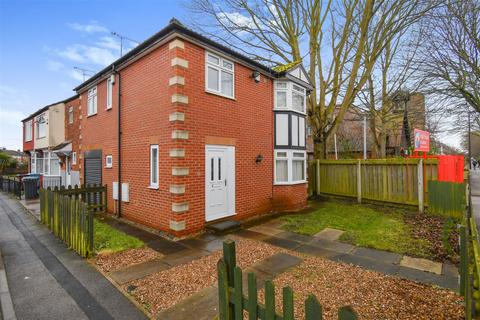 3 bedroom detached house for sale, Hall Road, Hull