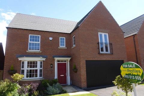 4 bedroom detached house to rent, Paris Close, Hinckley