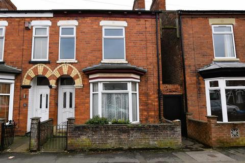 3 bedroom end of terrace house for sale - Clumber Street, Hull