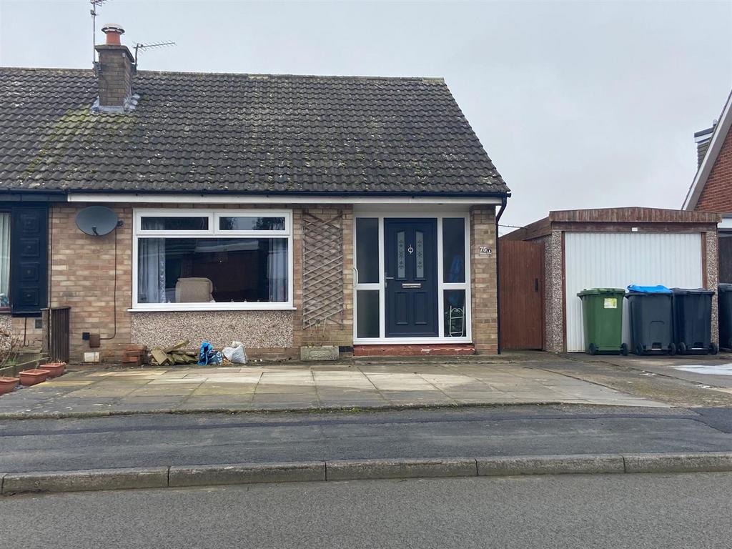 Chantry Road, Northallerton 2 bed semidetached bungalow for sale £