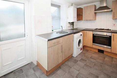 4 Apperley Road, Idle, Bradford, BD10 9RR