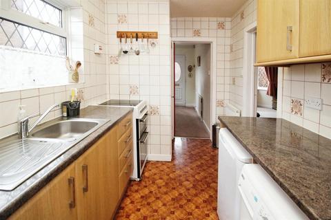 21 Moorside Gardens, Bradford, BD2 3RE