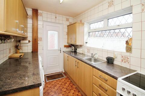 21 Moorside Gardens, Bradford, BD2 3RE