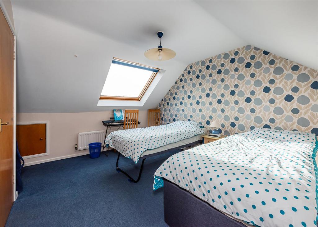 44 Common Road-bed4b.jpg