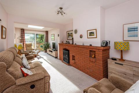 44 Common Road, Wombourne, Wolverhampton, WV5 0EZ