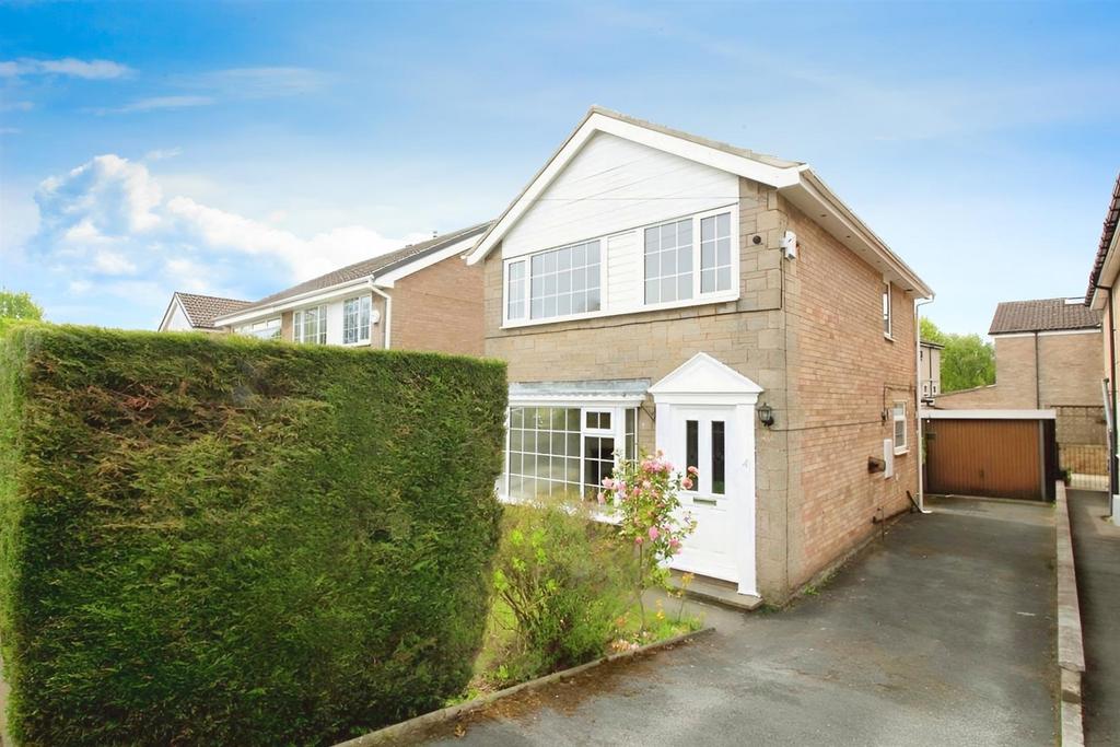 Livingstone Close, Bradford BD2 3 bed detached house for sale £210,000