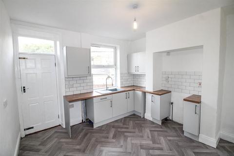 69 Mount Terrace, Bradford, BD2 2JE