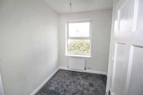 69 Mount Terrace, Bradford, BD2 2JE