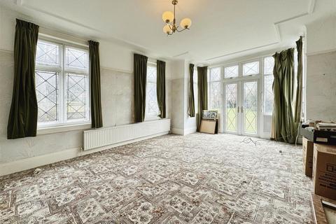 6 bedroom semi-detached house for sale, Dowhills Road, Blundellsands