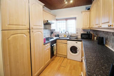 36 Plumpton Gardens, Bradford, BD2 1PF