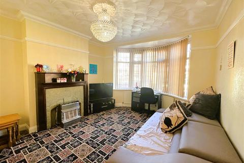 5 bedroom semi-detached house for sale, Byway Road, Leicester LE5