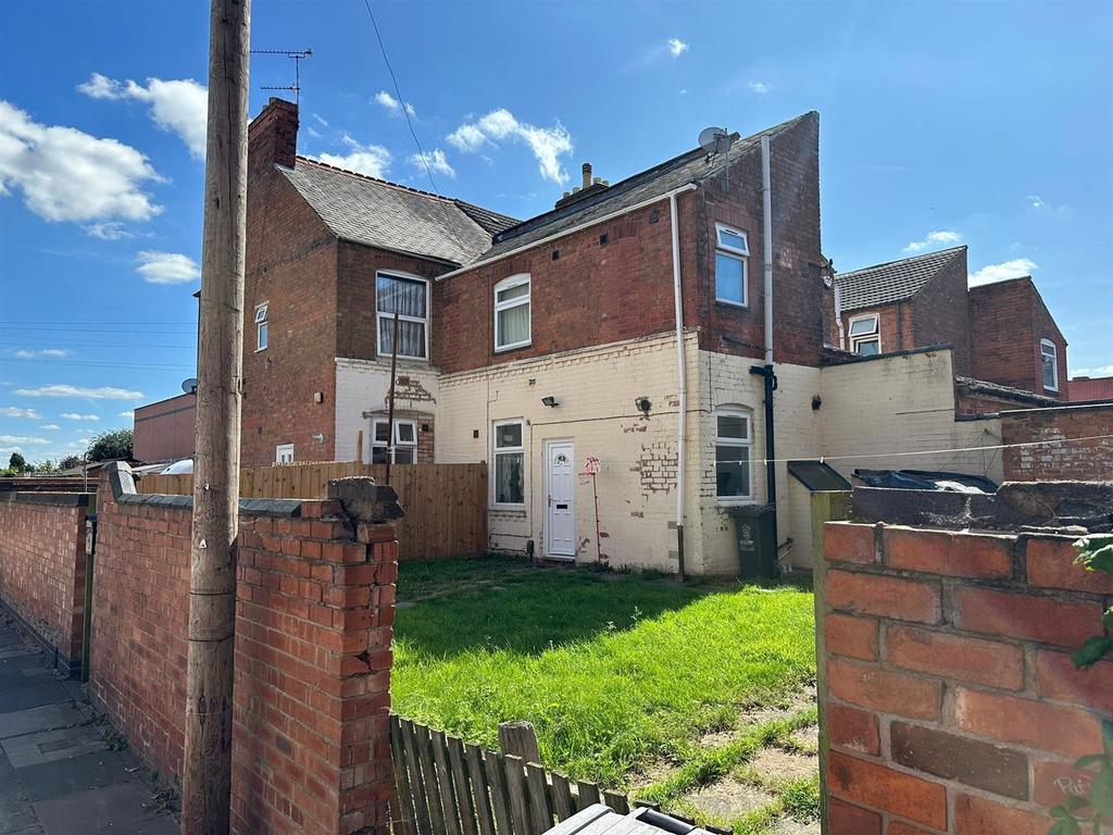 Moores Road, Leicester LE4 1 bed end of terrace house for sale £215,000