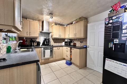 3 bedroom semi-detached house for sale, Charlock Road, Leicester LE5