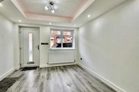 4 bedroom end of terrace house for sale - Gipsy Road, Leicester LE4