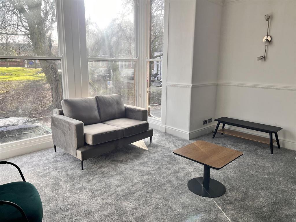 Living Area.JPG