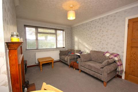 3 bedroom terraced house for sale, Farndish Road, Wellingborough NN29