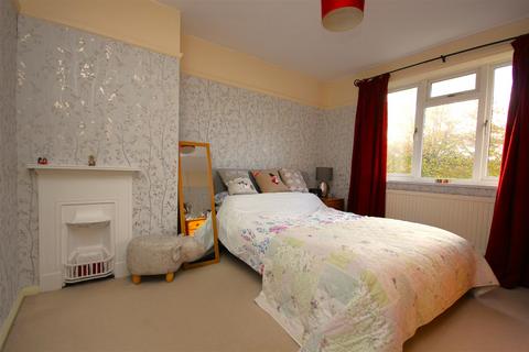 63 Farndish Road, Irchester, Wellingborough, NN29 7BD