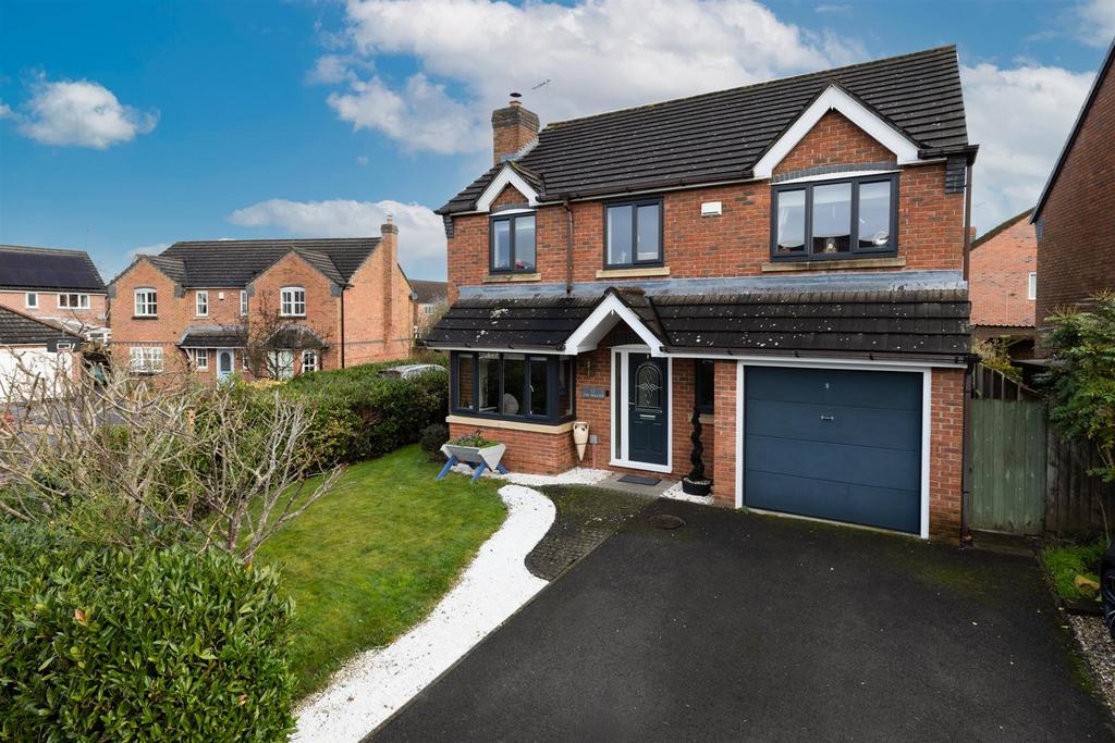 Dunnillow Field, Stapeley, Nantwich 4 bed detached house for sale £410,000